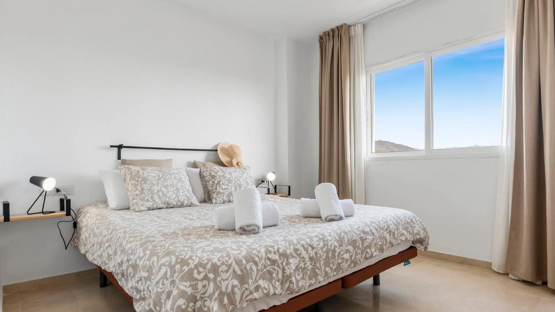 Panoramic Sea View Apartment With Pool Estepona Spain