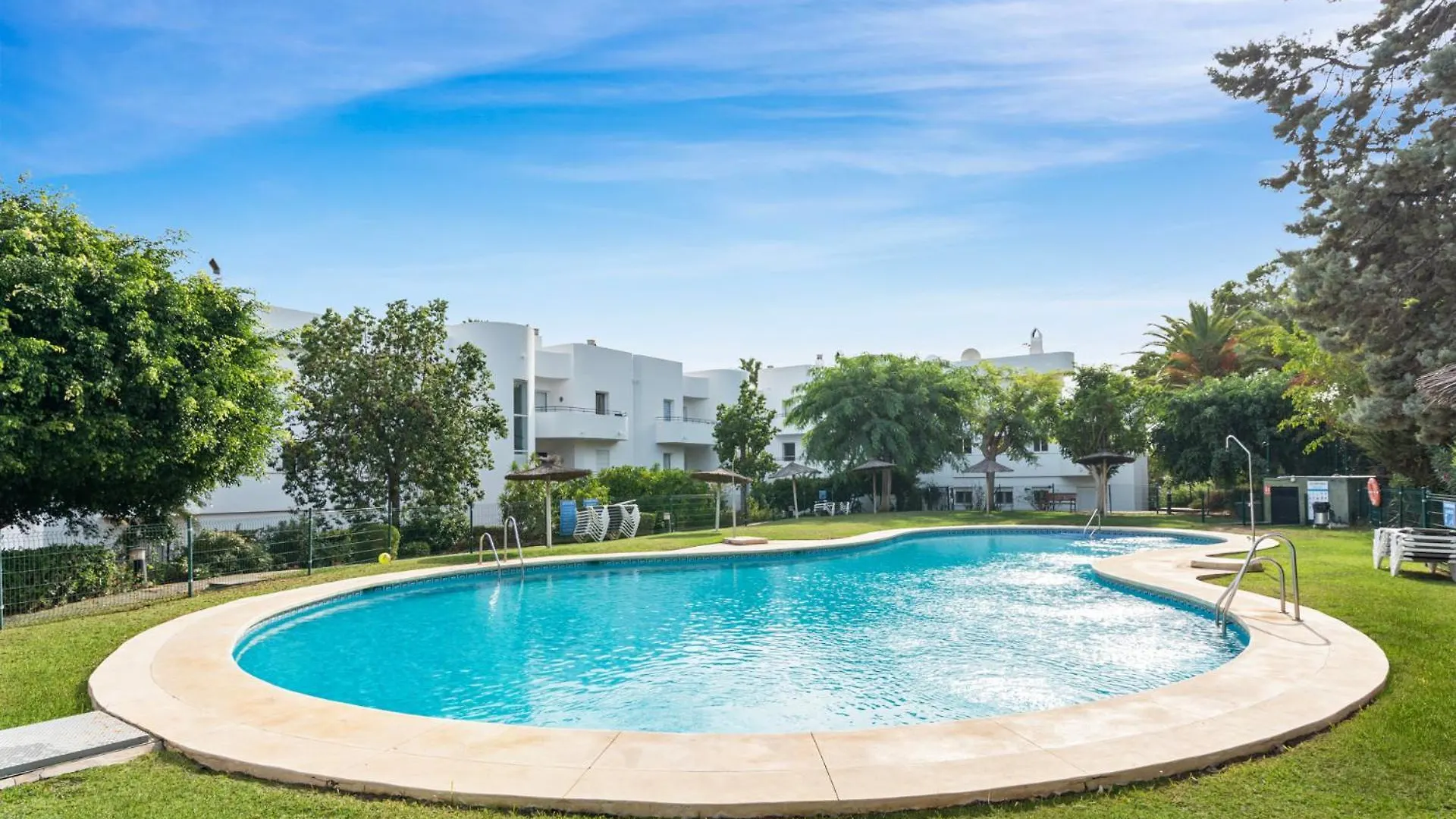 Panoramic Sea View Apartment With Pool Estepona