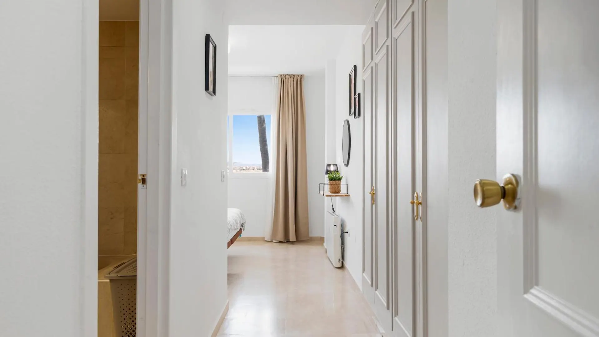 Panoramic Sea View Apartment With Pool Estepona 0*,