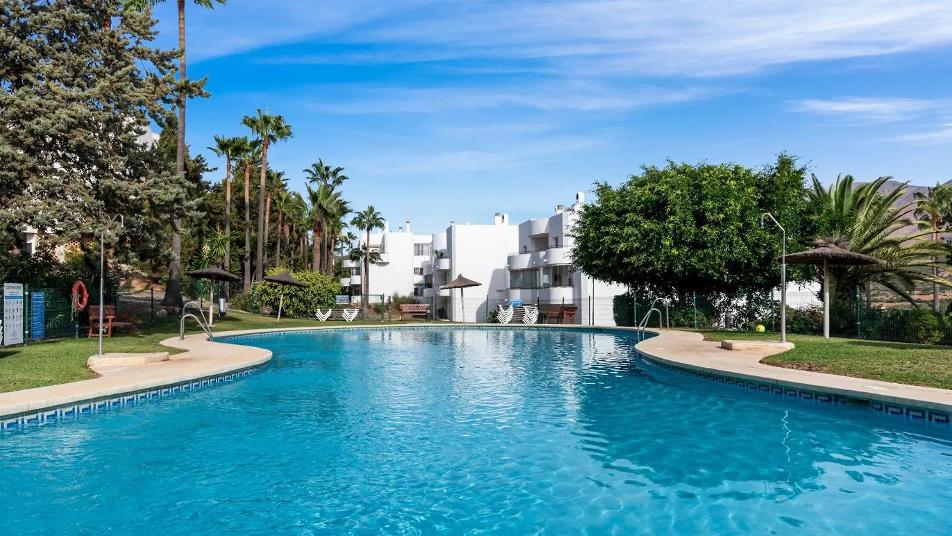 Panoramic Sea View Apartment With Pool Estepona