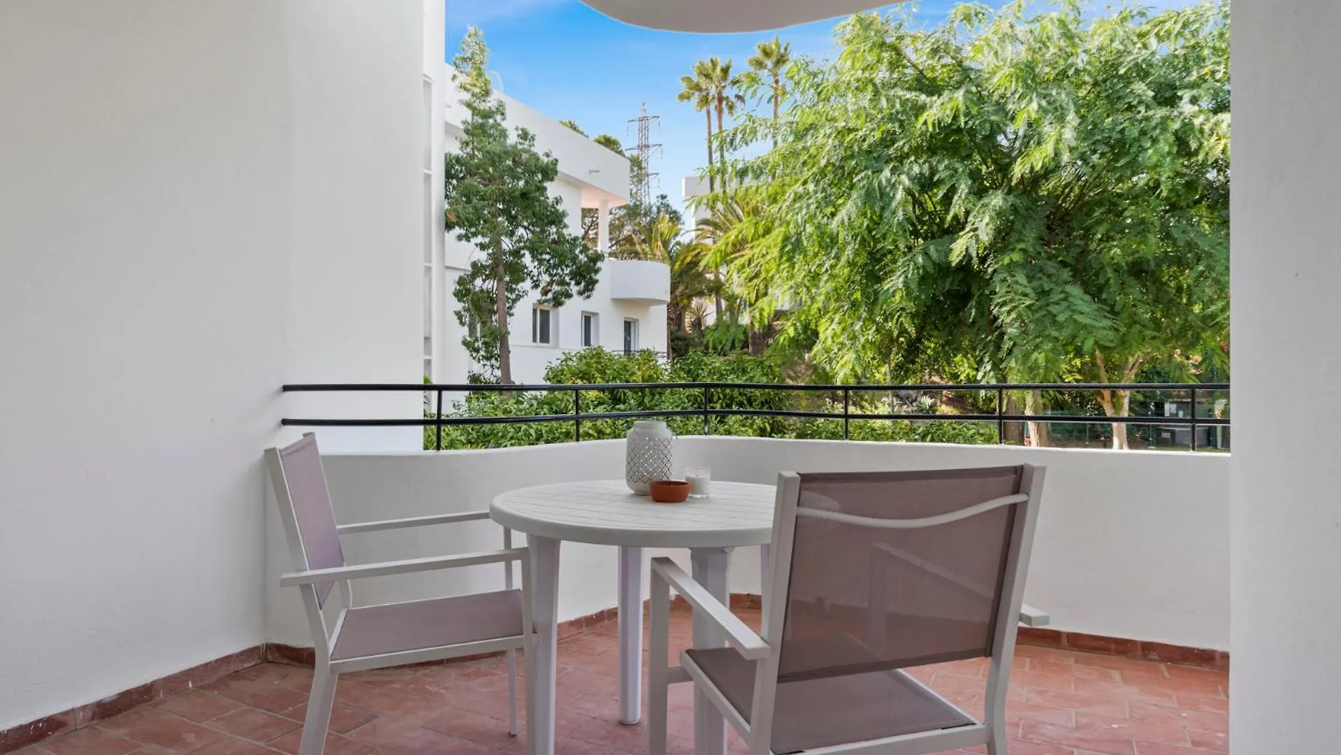 Panoramic Sea View Apartment With Pool Estepona